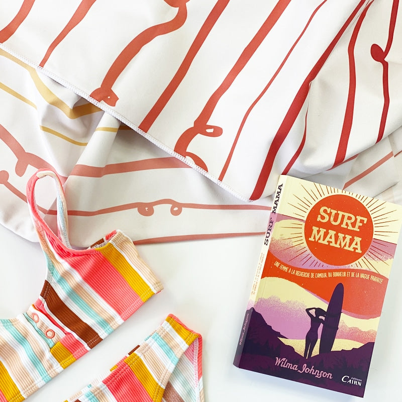 Serviette microfibre MINIMIZ Stripes Girl Flatlay L
