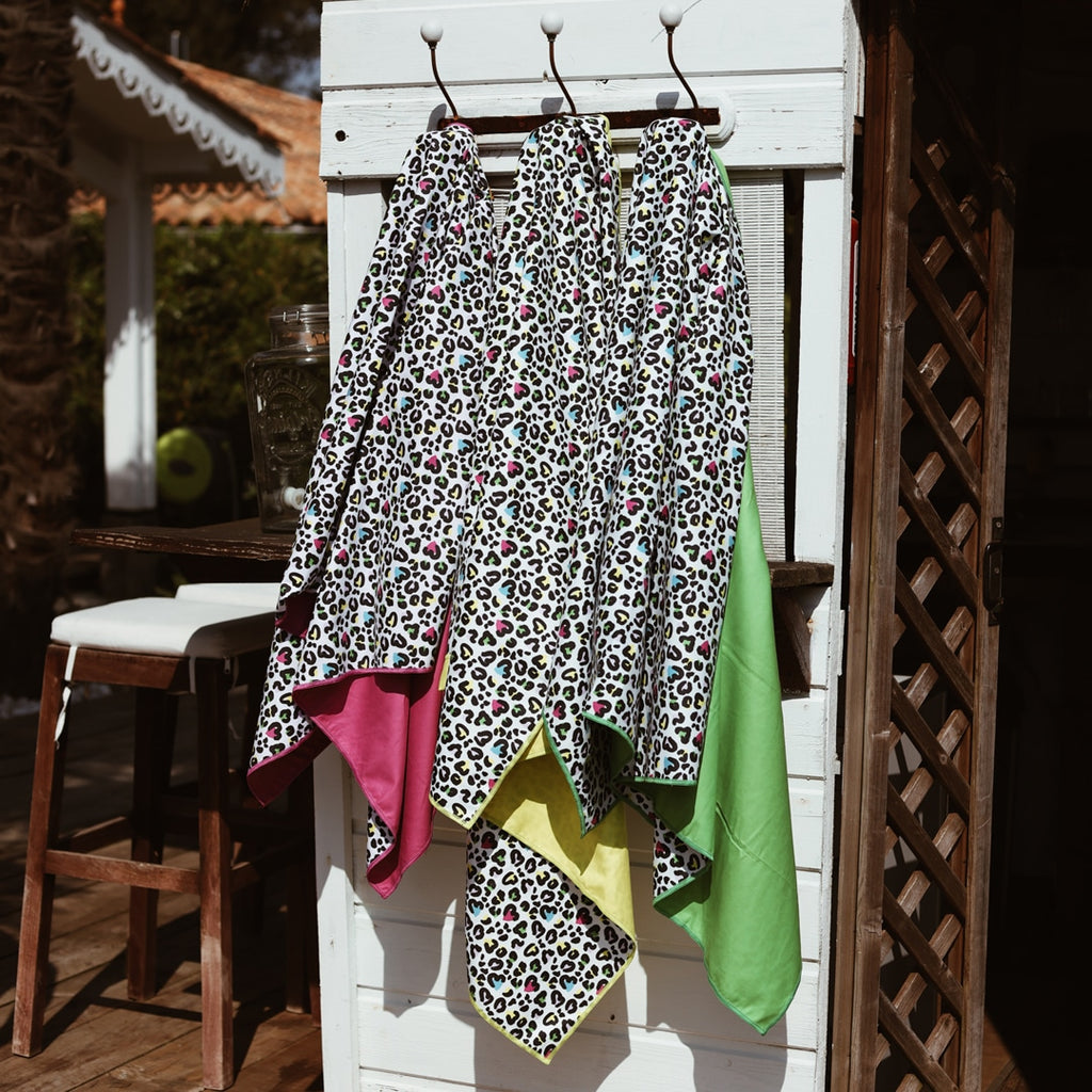 Serviette MINIMIZ LEO FLUO 3 couleurs